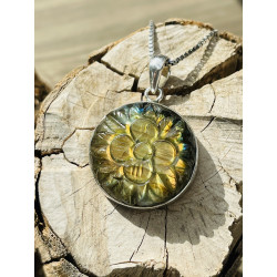 Labradorite dorée sculptée...