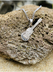 Collier métal " Guitar hero "